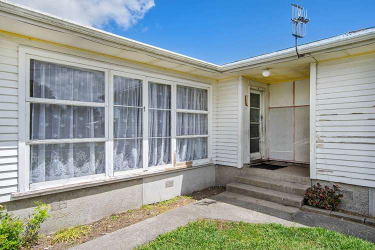 47 Clotworthy Crescent Onerahi_7