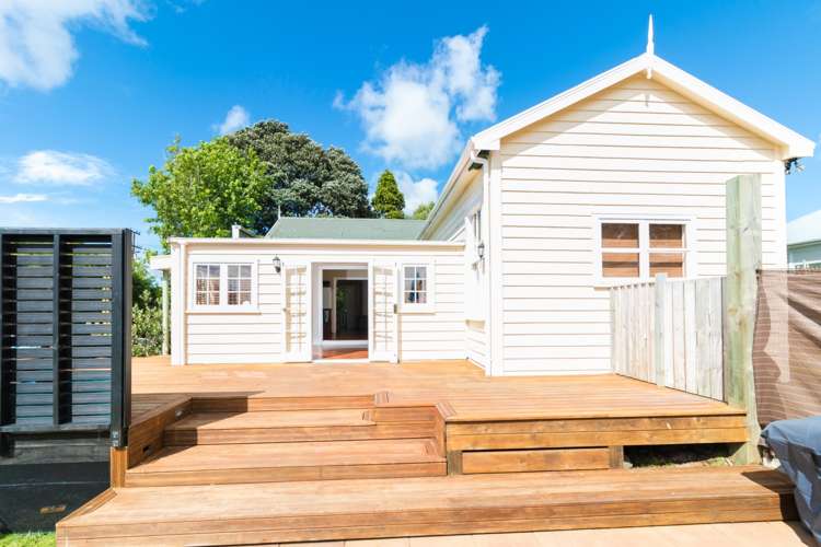 6 Coronation Road Mangere Bridge_8