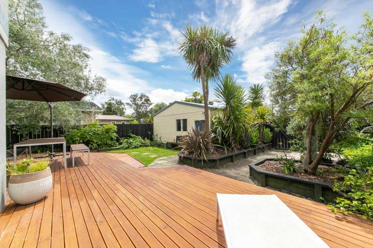 64 Routley Drive Glen Eden_3