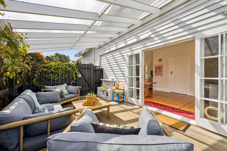 1B Segar Avenue Mt Albert_11