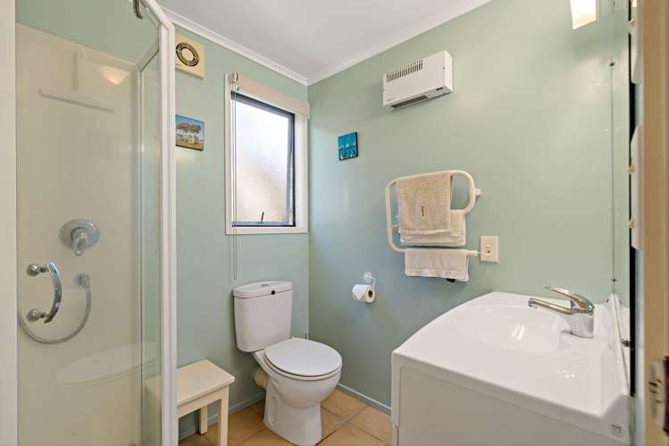 8 Carina Crescent Torbay_16