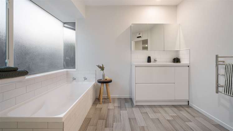 4 Monterey Place Parklands_22