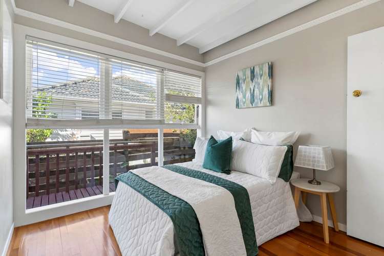 11 Golf Road New Lynn_9