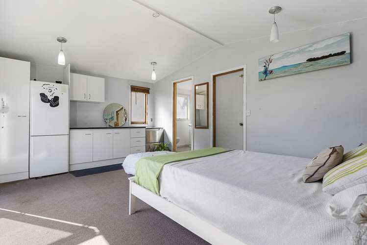 48 Beachlands Road Beachlands_32