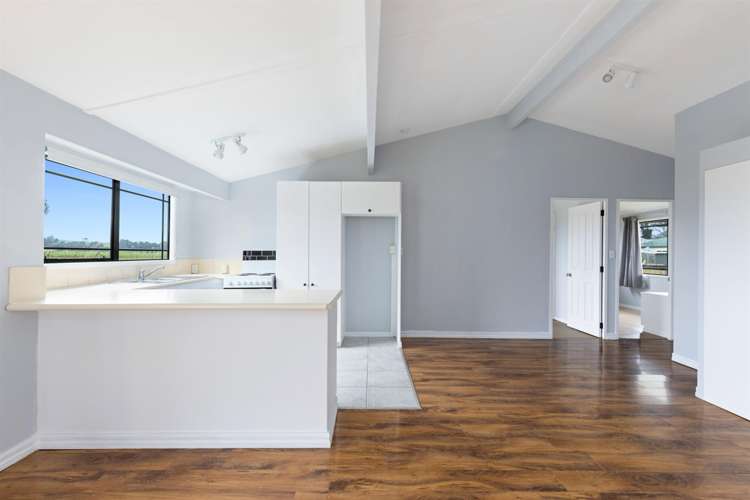 31f Springs Road Parakai_5