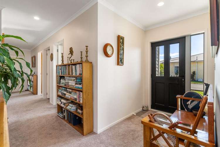 40D William Wong Place Carterton_1