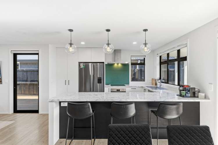 32 Lockerbie Street 10767_5