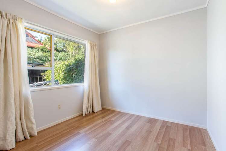 1/4 Celina Place Browns Bay_9