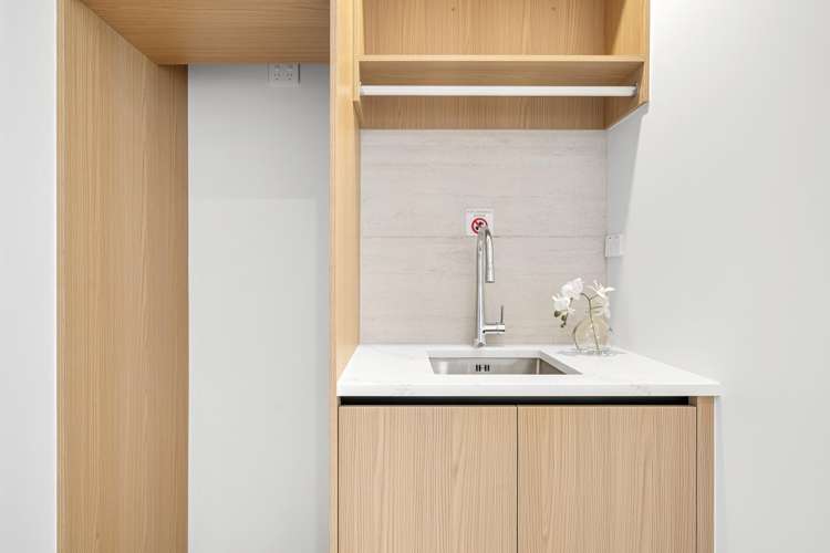 102B Te Oneroa Way Long Bay_13