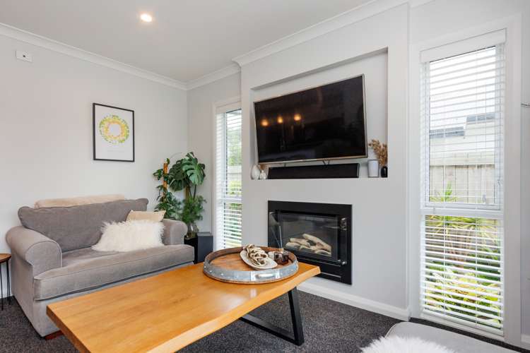 41 Coutts Way Fitzherbert_19