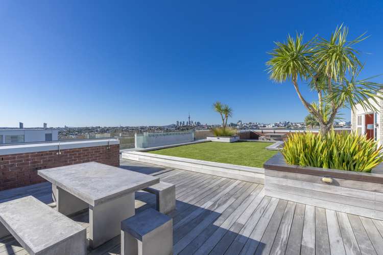 105/64 Surrey Crescent Grey Lynn_16