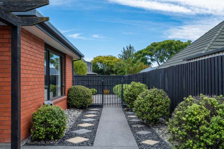 81 Chartwell Street Burwood_28