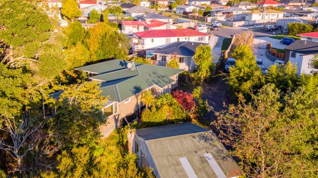 11 Maybelle Place Kelston_1