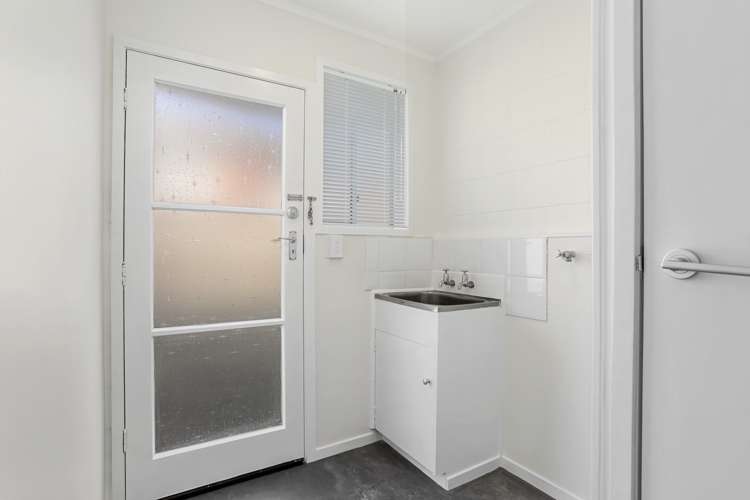 1/231 Queens Road Panmure_10