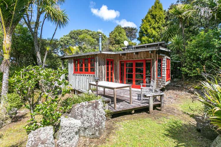 10 Puriri Place Coromandel_12
