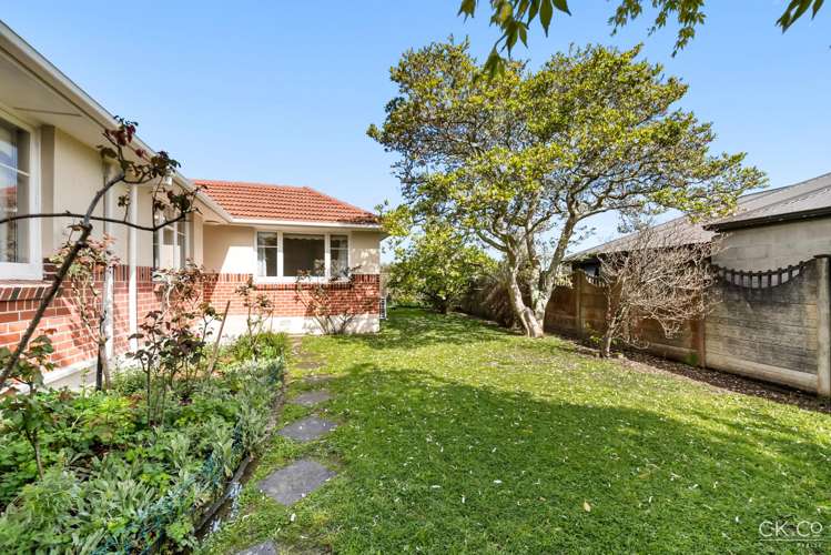 49B Shakespeare Avenue Trentham_15