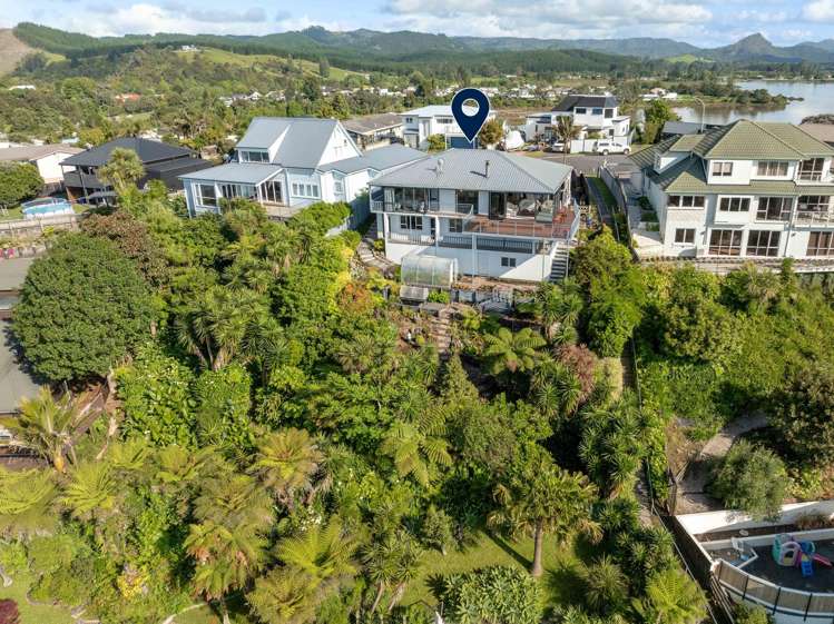 133 Bruce Wallace Place Whangamata_31