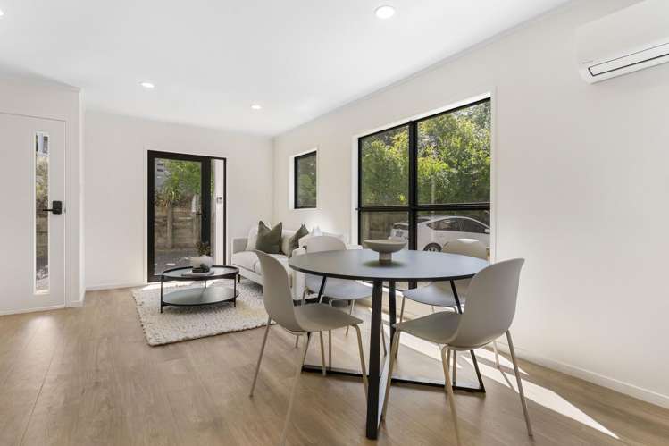 1/58 James Evans Drive Northcote_8