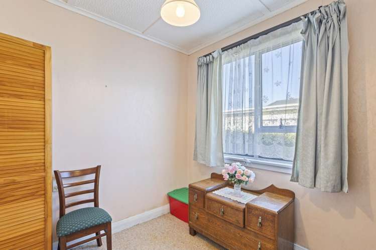 11a Queen Street Waitara_12