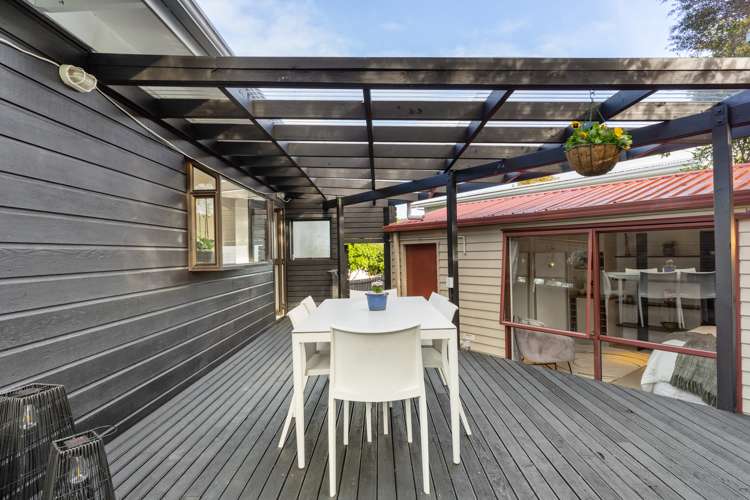 26 Meadowvale Rise Titirangi_13