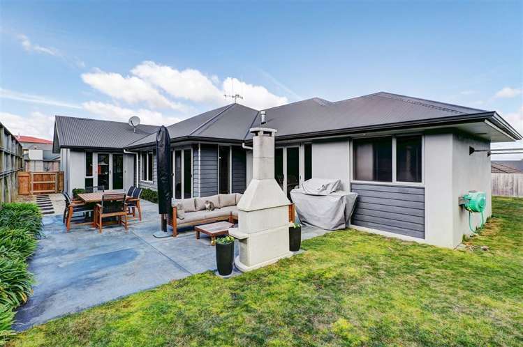 21 Heathfield Avenue Huntington_16