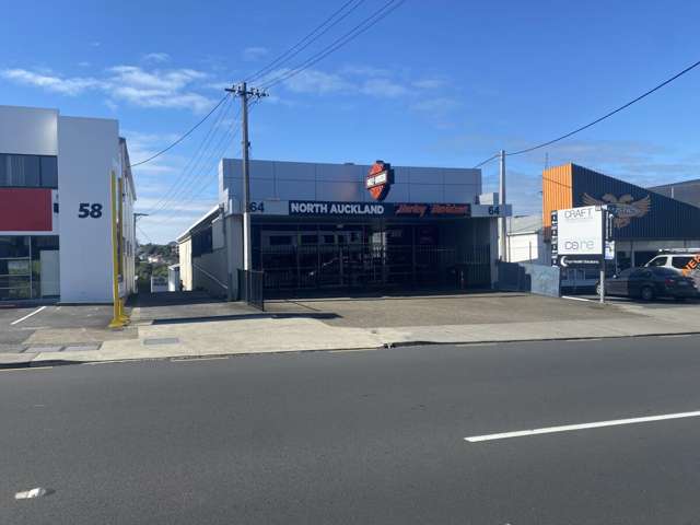 64 Barrys Point Road Takapuna_1