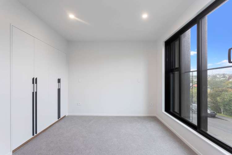 13/32 Karori Crescent Orakei_11