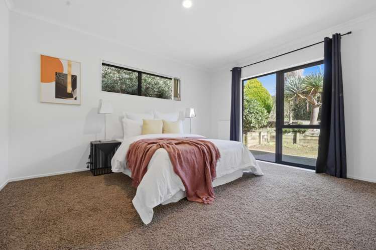 35 Peninsula Road Mangere_9