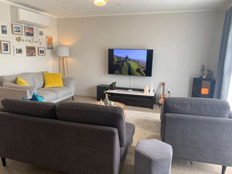 2/69 Rangitoto Road_0