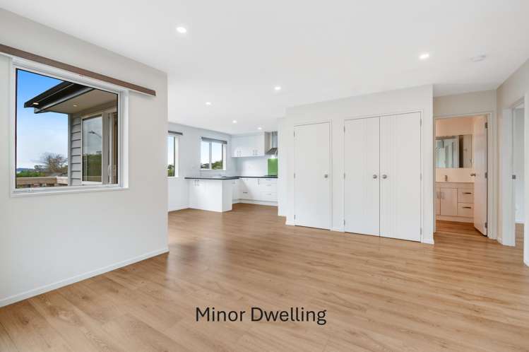 47 Amorino Drive Red Beach_45