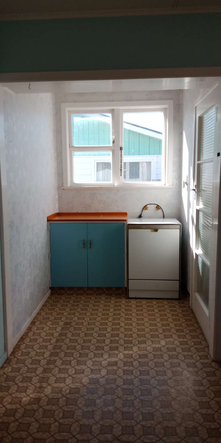 64 Brandon Street Featherston_2