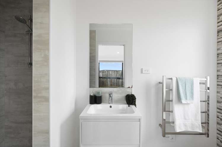 1/335 Horsham Downs Road Rototuna North_11