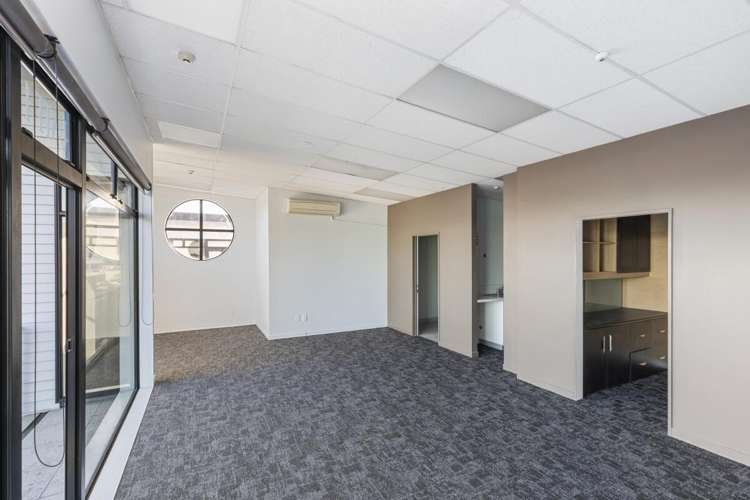 1025 Ferry Road Ferrymead_7