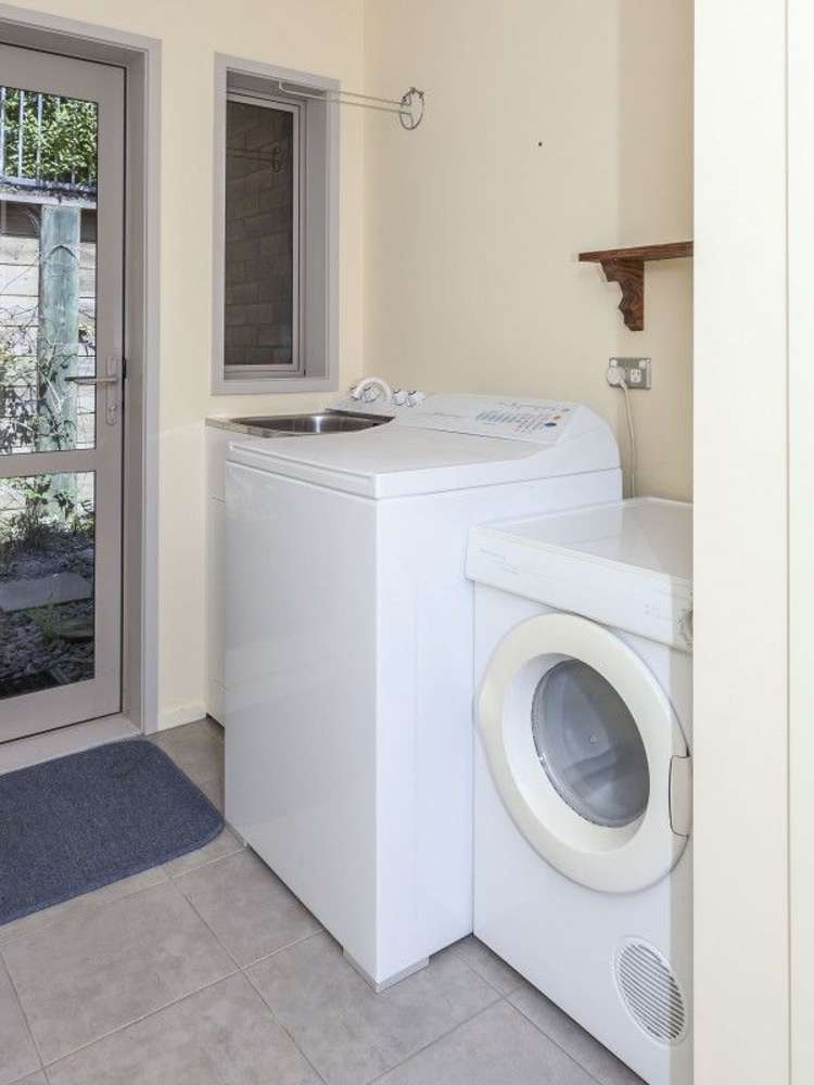 102 Alexander Close Thames_24