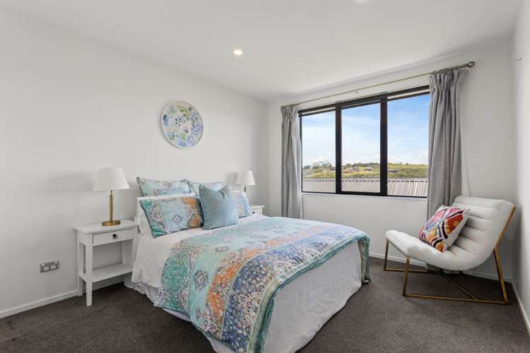 11 Moki Place Long Bay_14