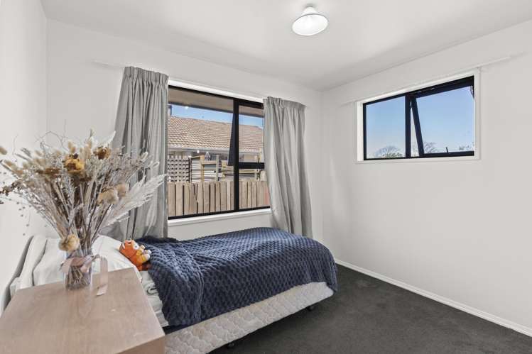 2/291 Main South Road Hornby_8