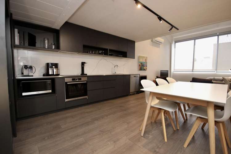 9/10 Central Road Kingsland_6