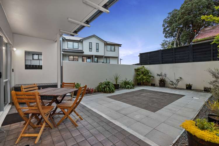 A1/71 Spencer Road Oteha_0