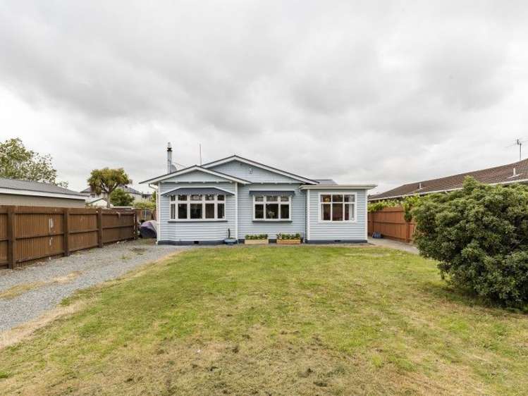 9 Sylvan Street Hillmorton_12