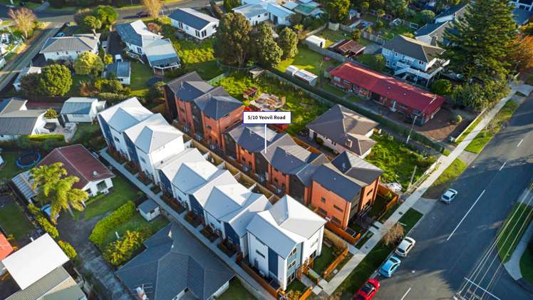 5/10 Yeovil Road Te Atatu Peninsula_13