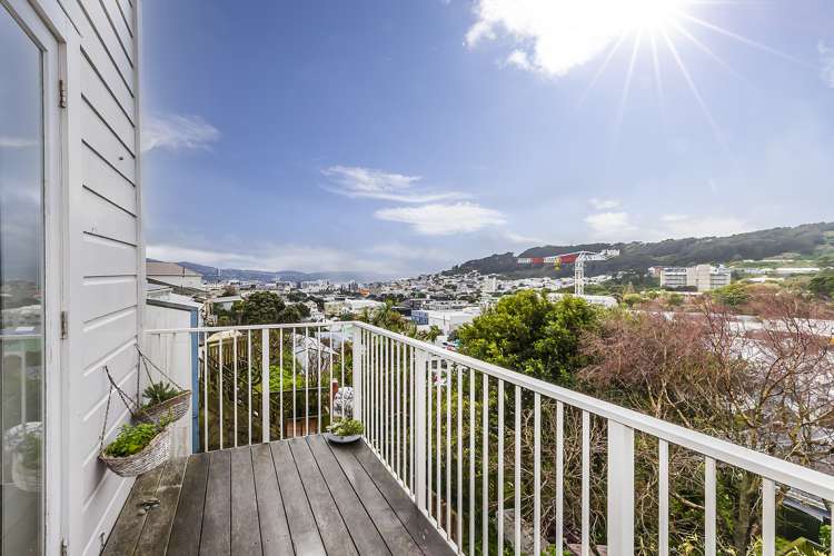 145 Tasman Street Mount Cook_14