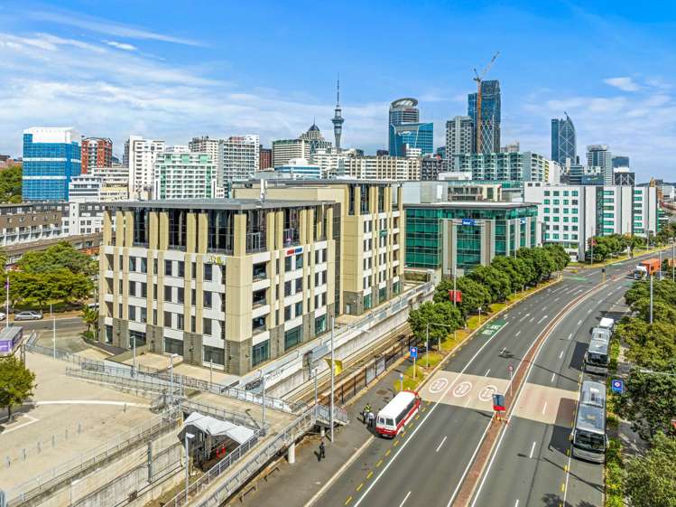 Part Level 2c/32 - 34 Mahuhu Crescent Auckland Central_5