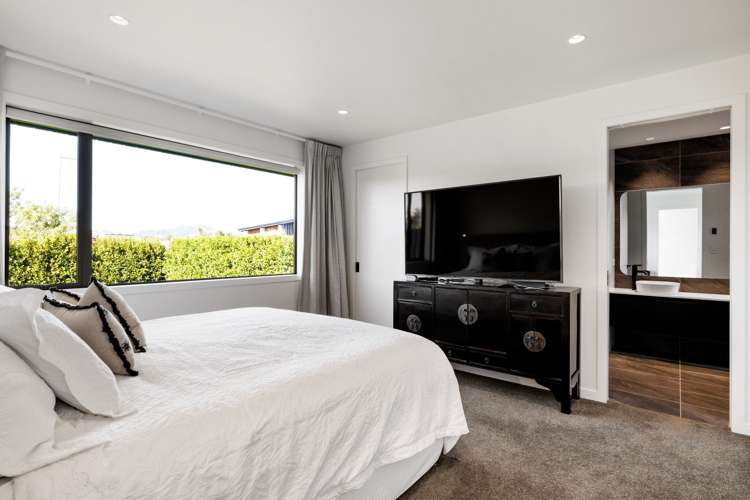 4/11 Kaniera Terrace Cambridge_13