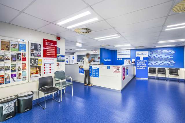 A/4343-4349 Great North Road Glendene_1