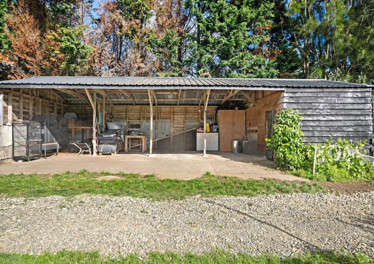 440 Seagrove Road Waiau Pa_21