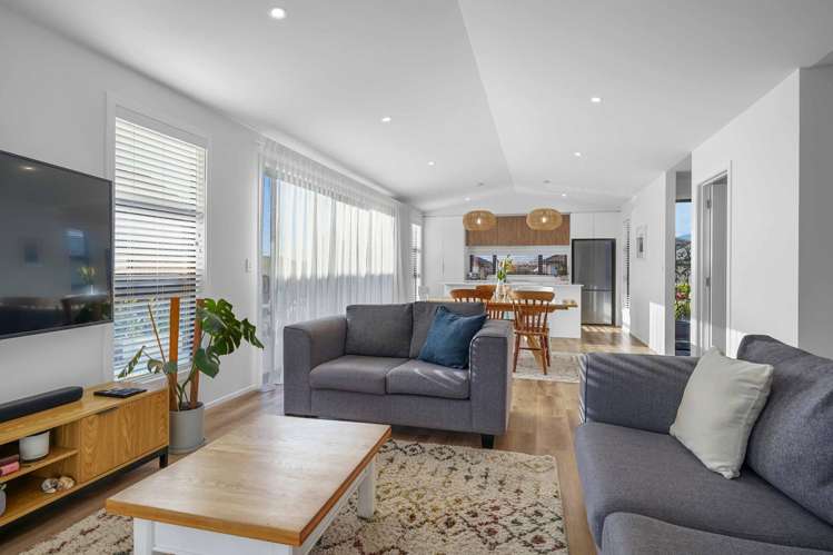 11 Travers Avenue_5