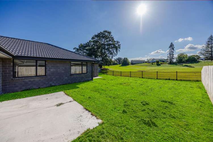 57 Murray Ward Drive_3