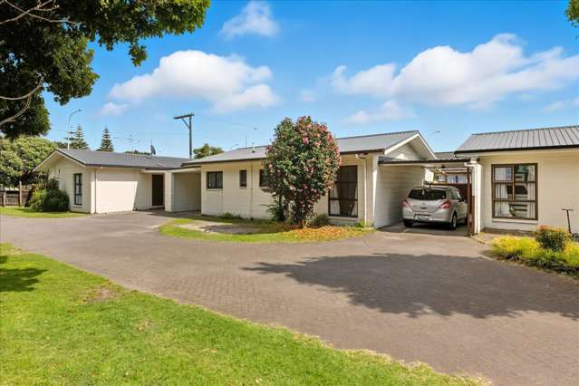 2/569 Maunganui Road Mount Maunganui_1