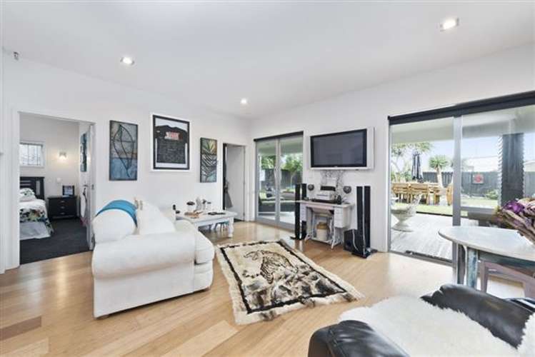 14 Pompano Key Papamoa_9