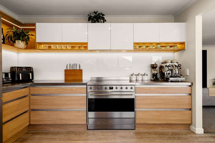 49 Olympus Way Richmond_6